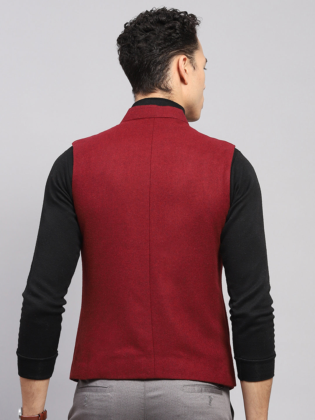 Men Maroon Solid Band Collar Sleeveless Jacket