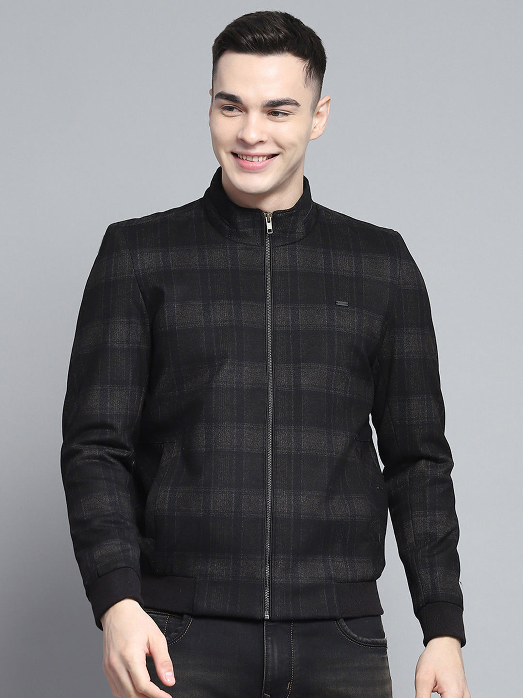 Men Black Solid Mock Neck Full Sleeve Jacket