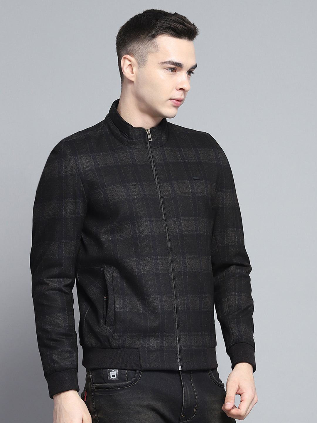 Men Black Solid Mock Neck Full Sleeve Jacket