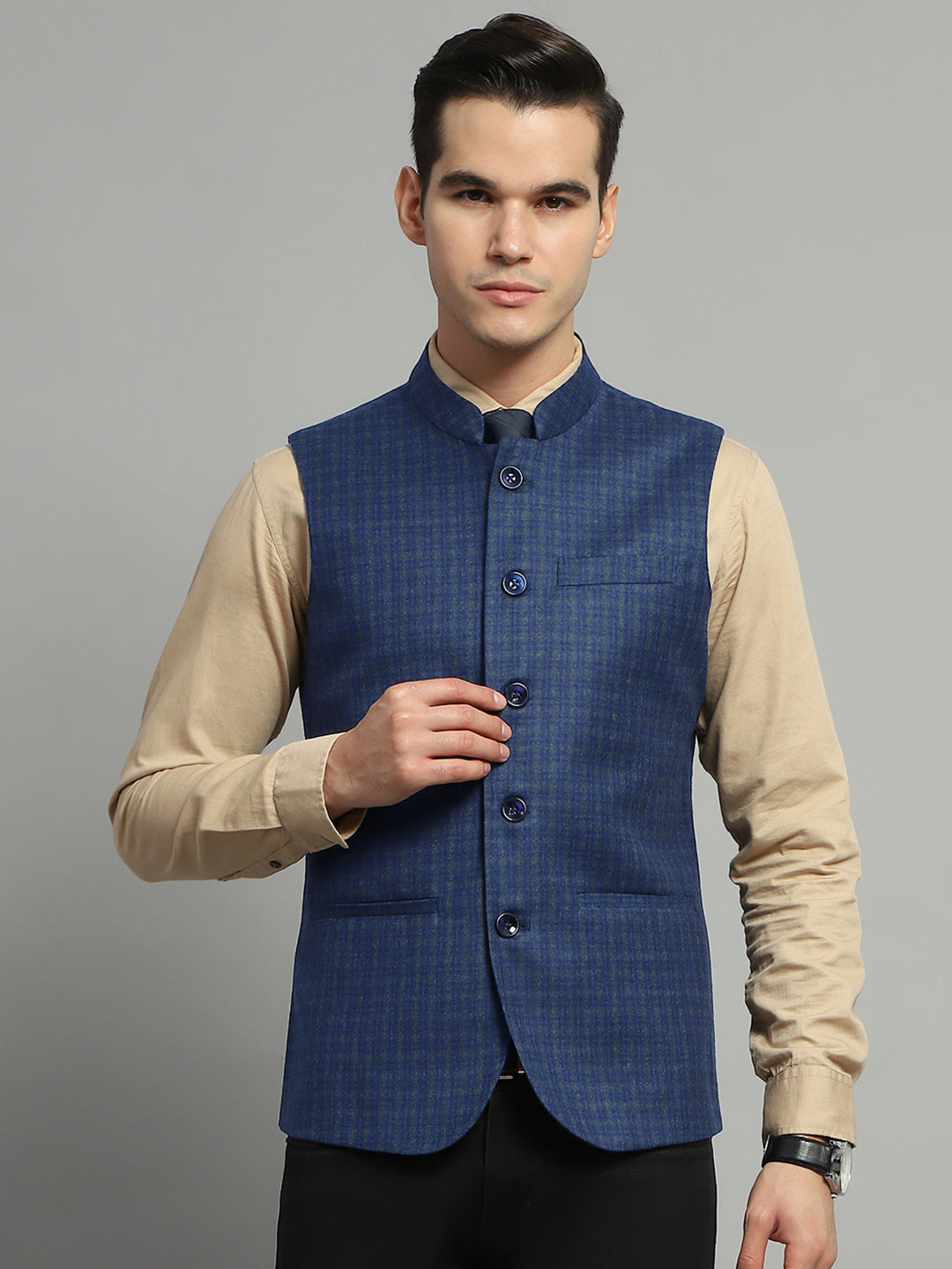 Men Blue Solid Band Collar Sleeveless Jacket