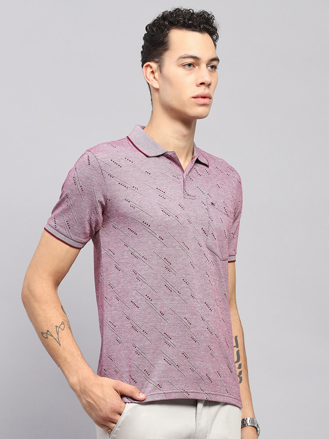 Men Burgundy Printed Collar Half Sleeve T-Shirt