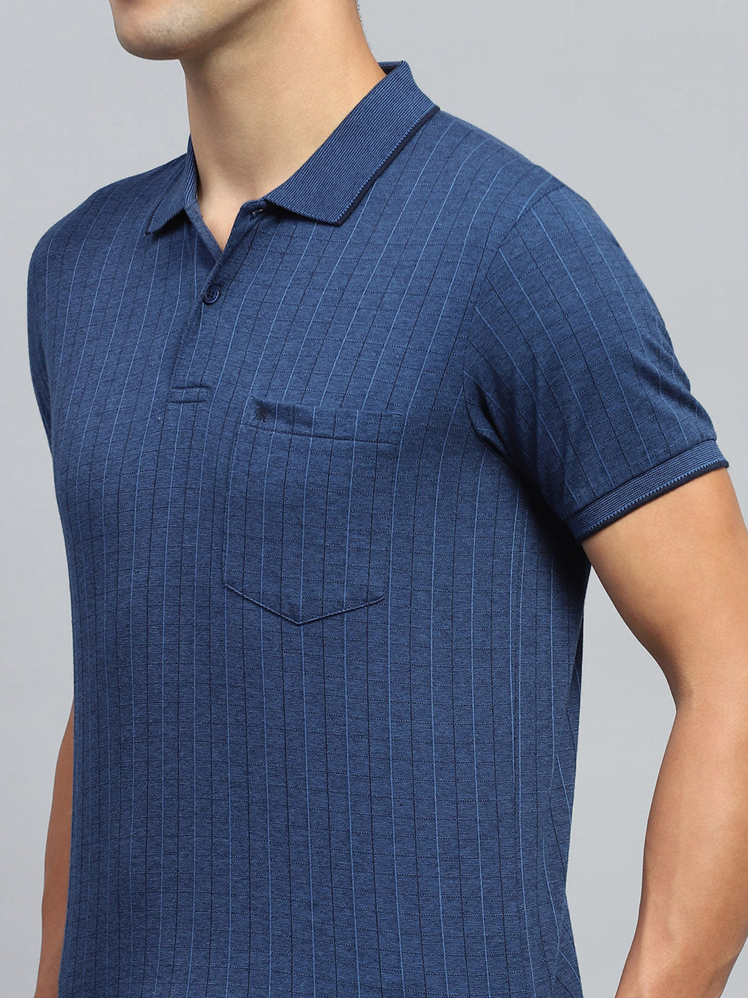 Men Blue Stripe Collar Half Sleeve T-Shirt