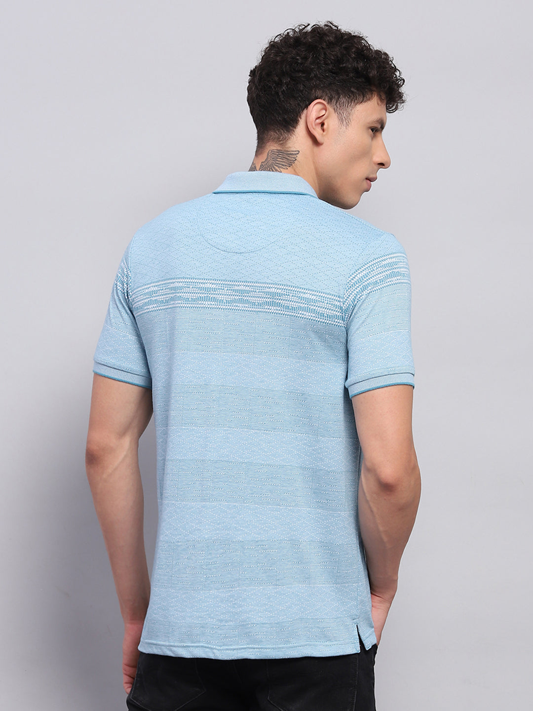 Men Blue Stripe Collar Half Sleeve T-Shirt