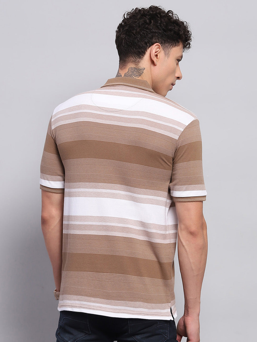 Men Khaki Stripe Collar Half Sleeve T-Shirt