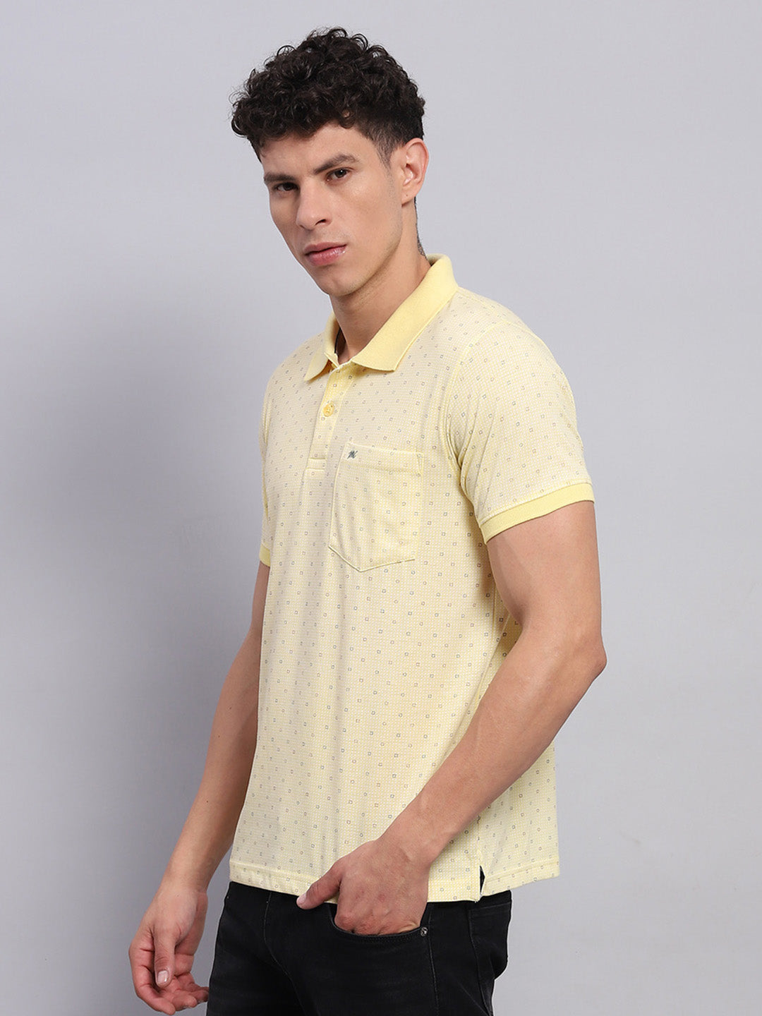 Men Yellow Printed Collar Half Sleeve T-Shirt