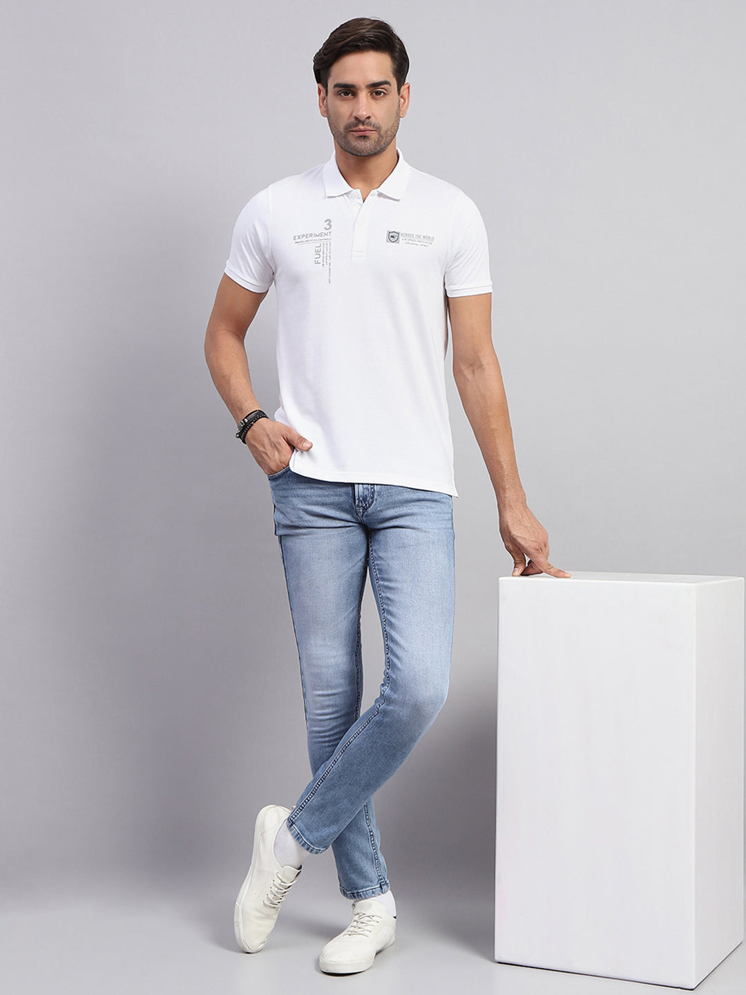 Men White Printed Collar Half Sleeve T-Shirt