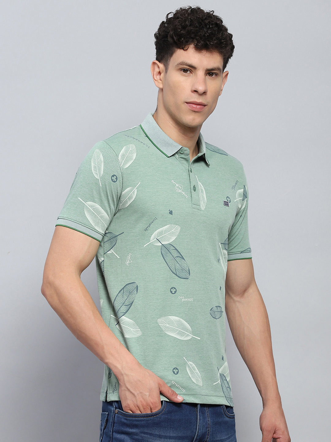 Men Green Printed Collar Half Sleeve T-Shirt