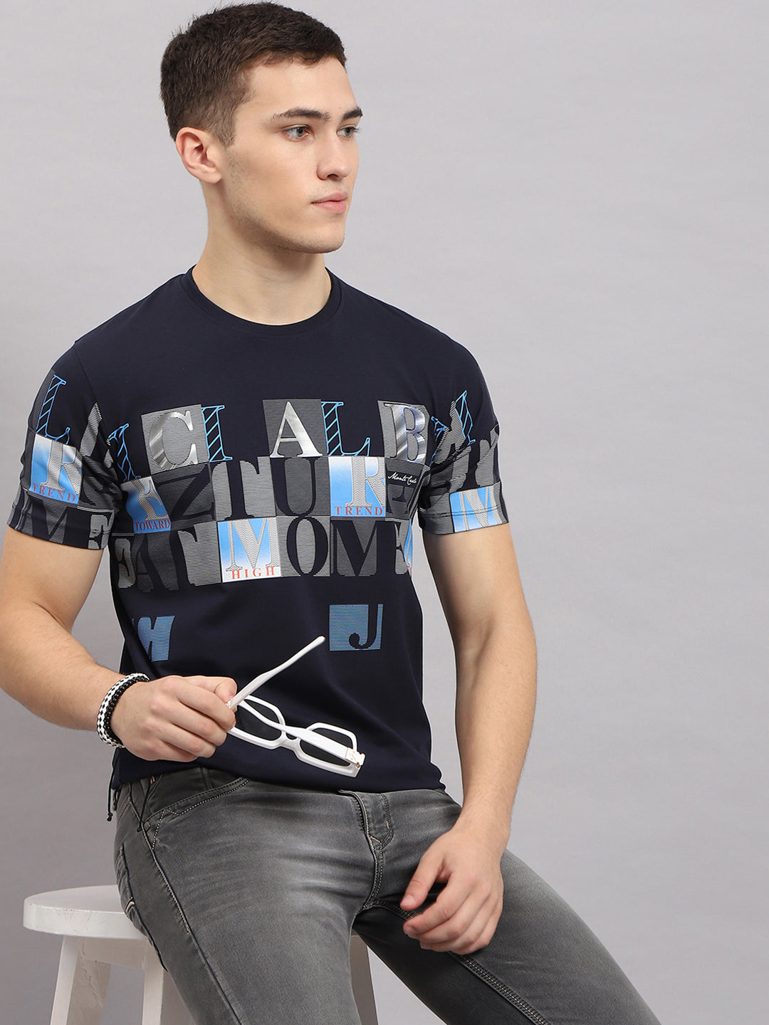 Men Navy Blue Printed Round Neck Half Sleeve T-Shirt