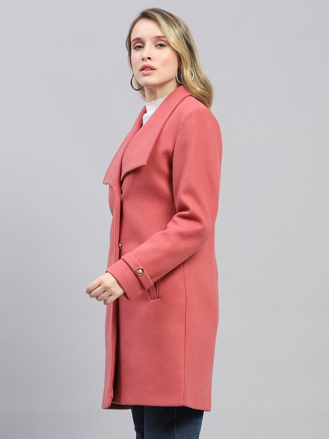 Women Pink Solid Collar Full Sleeve Coat