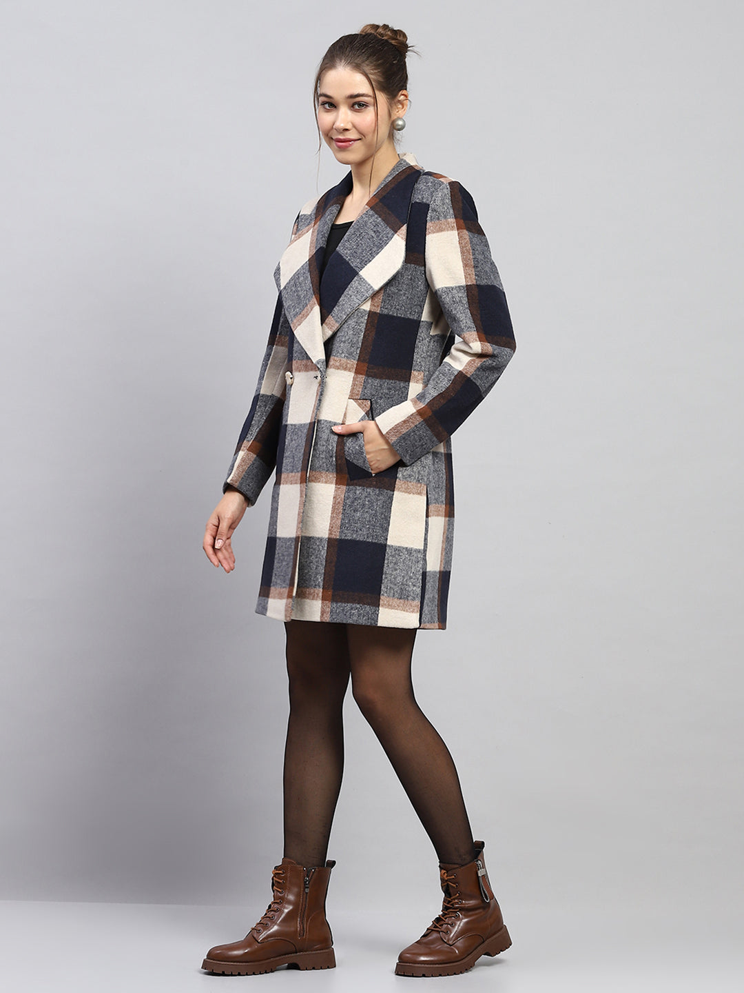 Women Navy Blue Check Notch lapel Collar Full Sleeve Coat