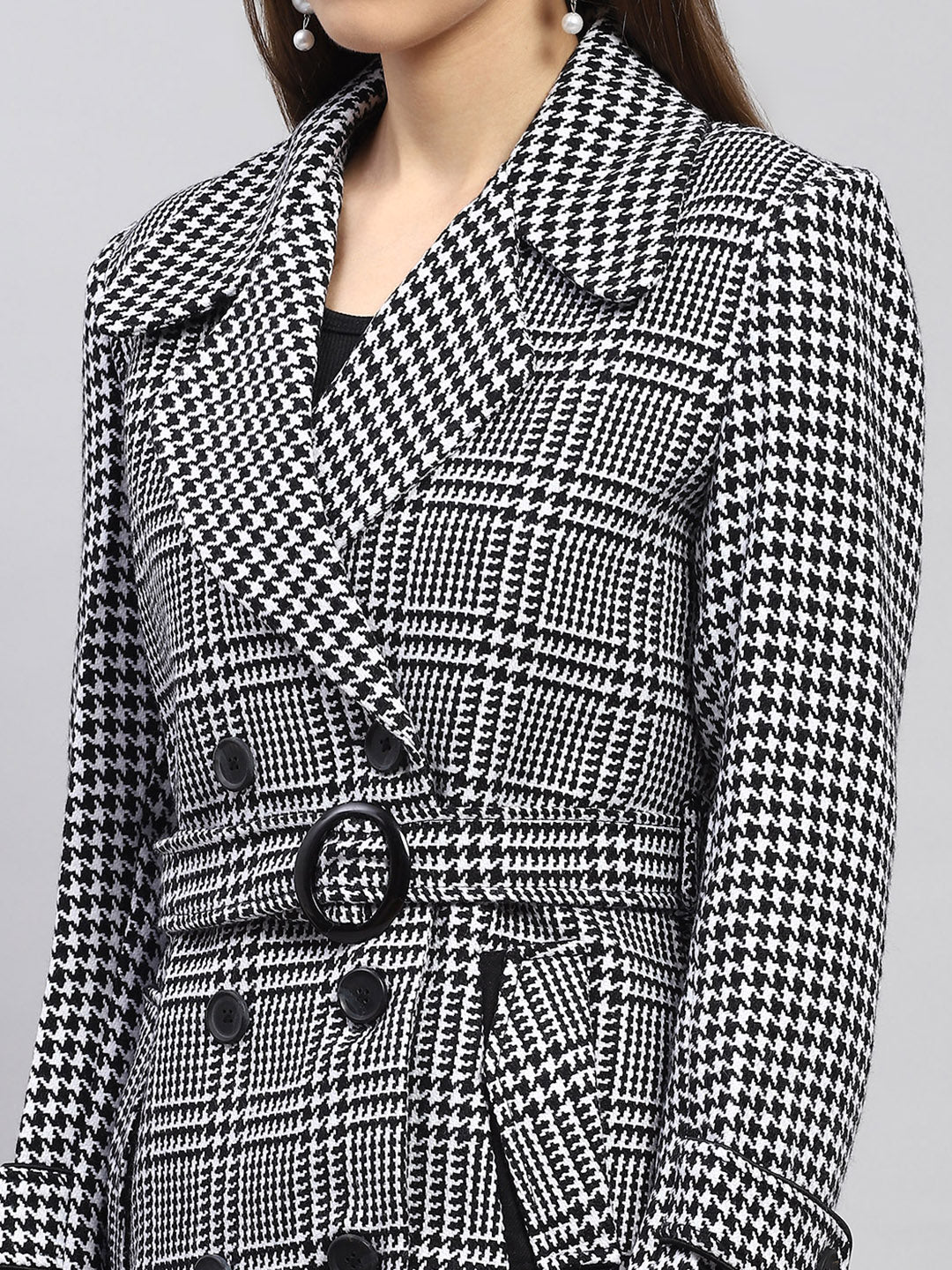 Women Black & White Check Notch lapel Collar Full Sleeve Coat