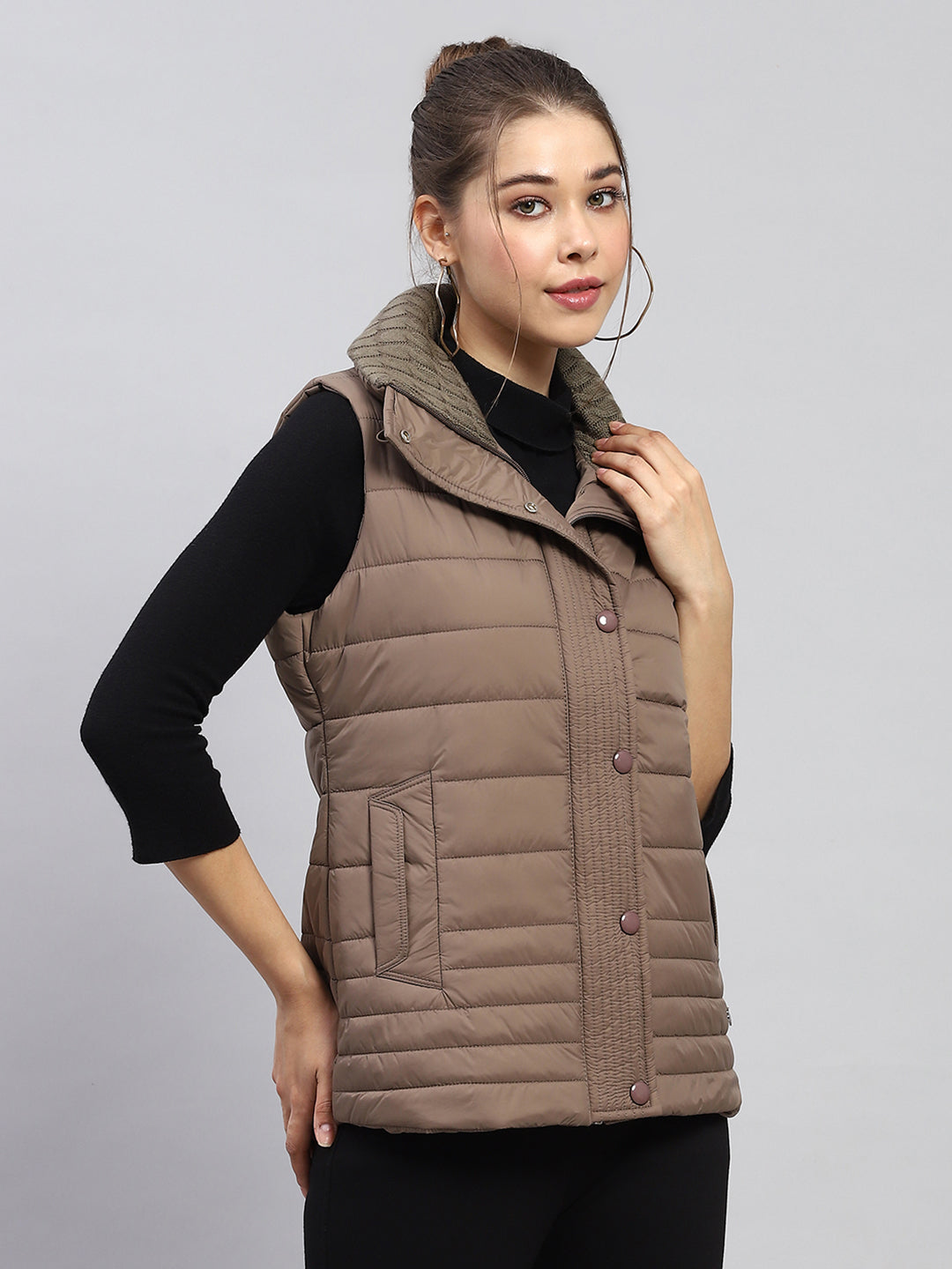 Women Brown Solid Collar Sleeveless Jacket