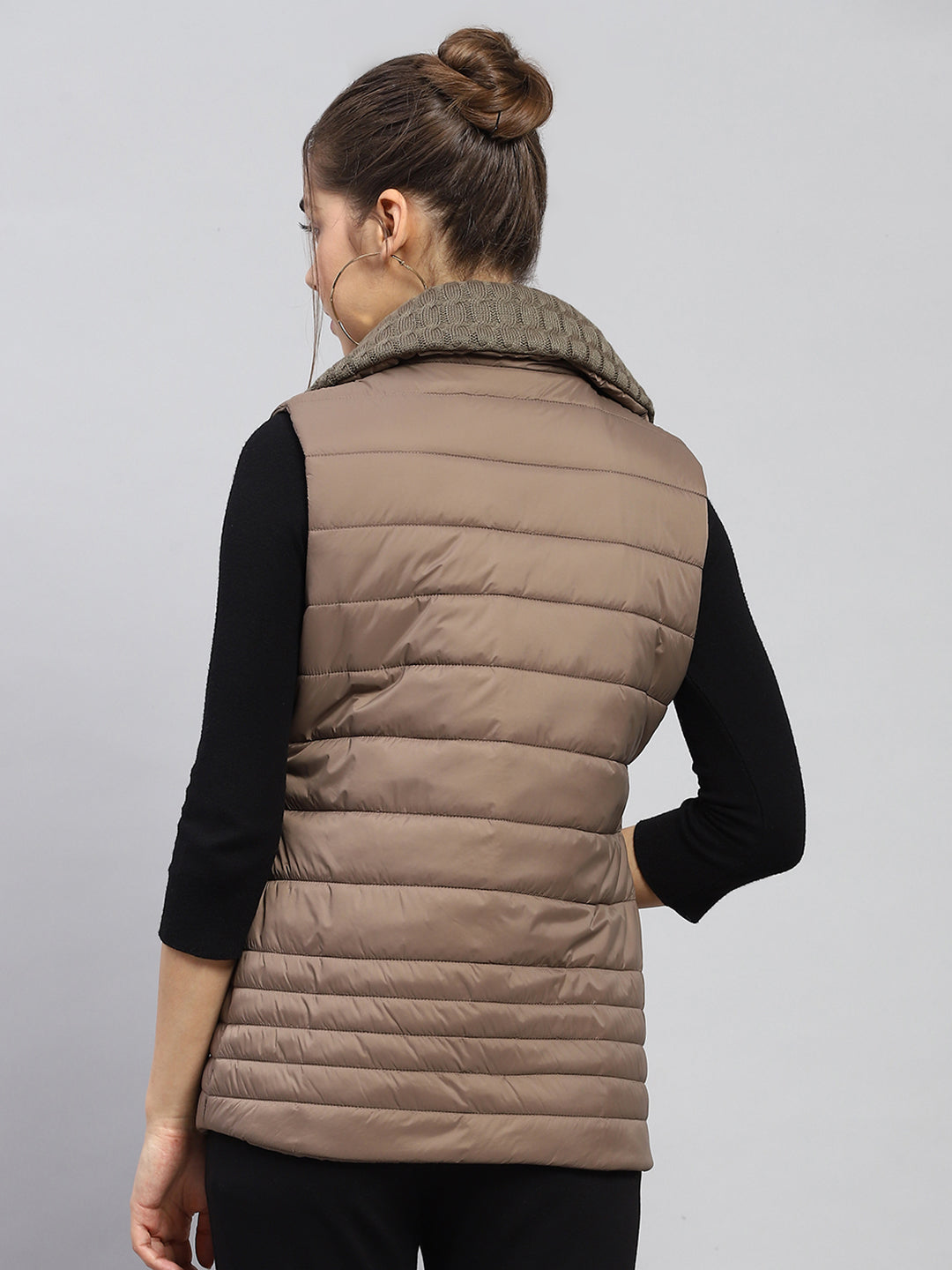 Women Brown Solid Collar Sleeveless Jacket