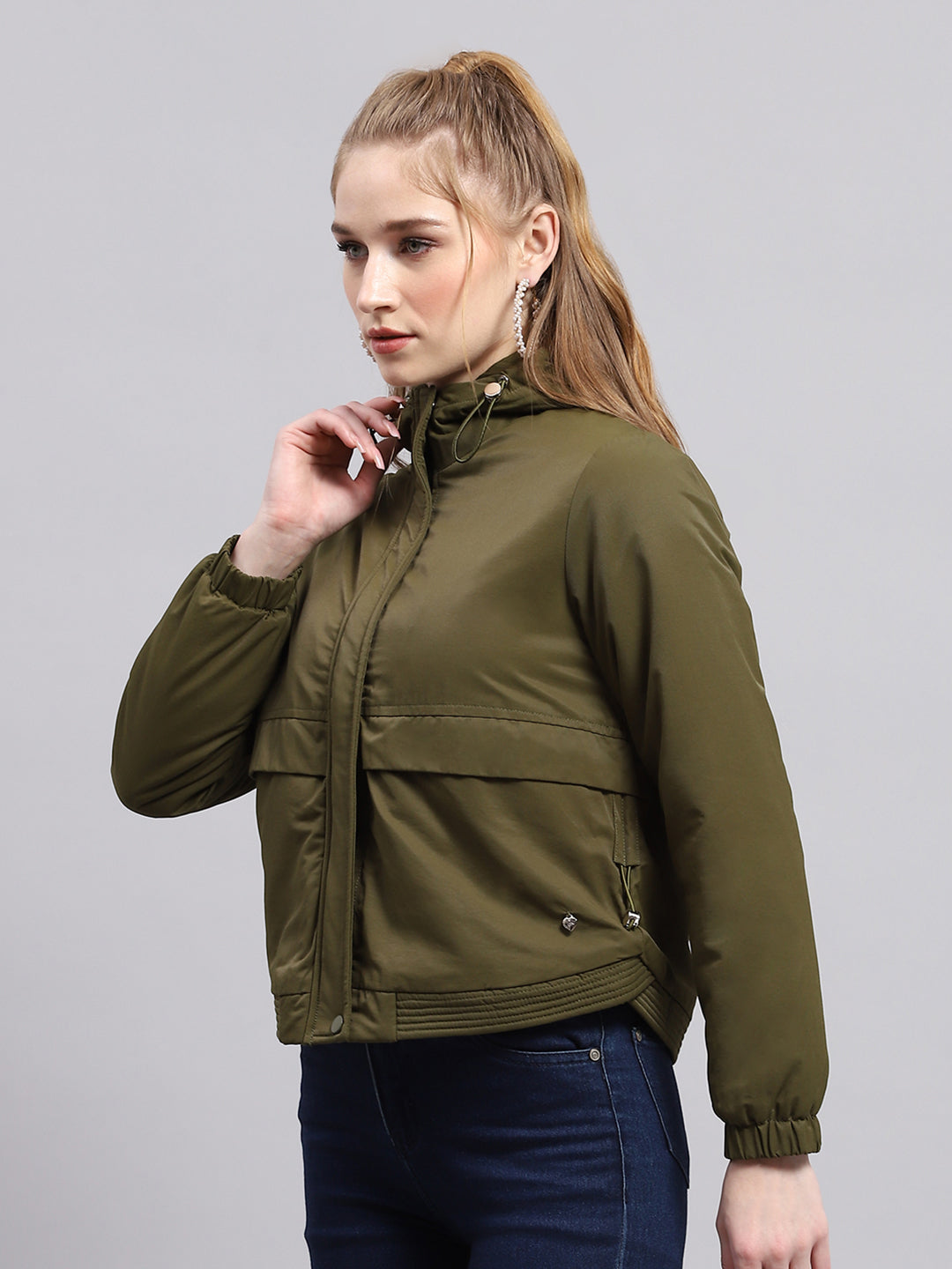 Women Green Solid Hooded Full Sleeve Jacket