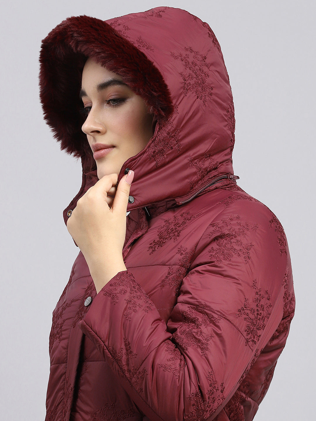 Women Maroon Embroidered Detachable Hood Full Sleeve Jacket