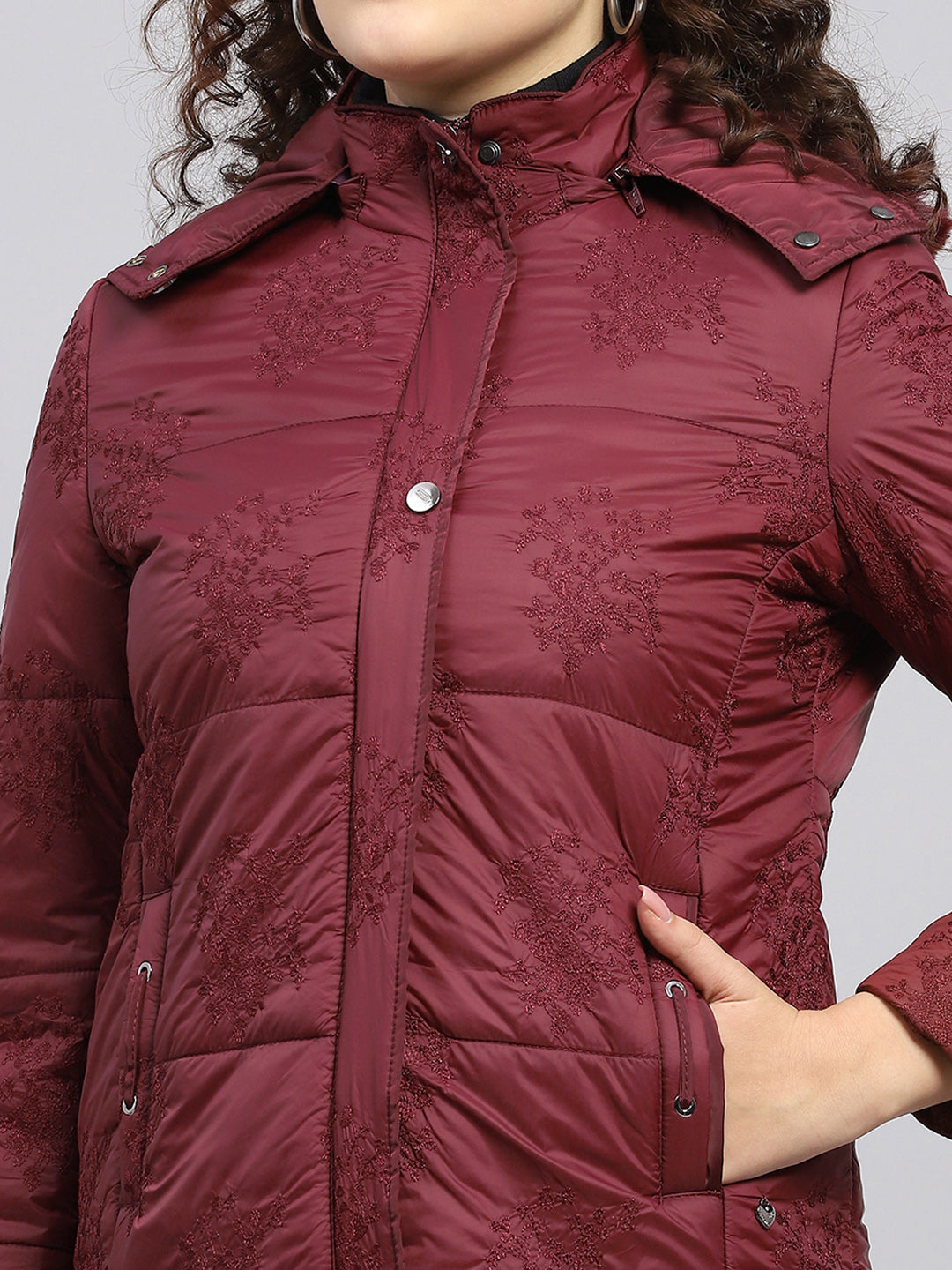 Women Maroon Embroidered Detachable Hood Full Sleeve Jacket