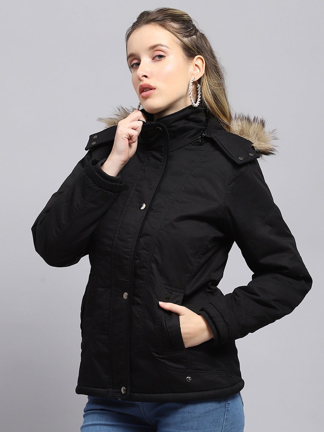 Women Black Solid Detachable Hood Full Sleeve Jacket