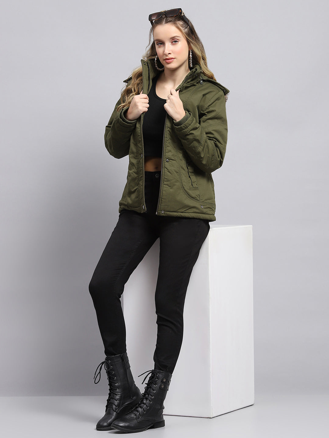 Women Green Solid Detachable Hood Full Sleeve Jacket