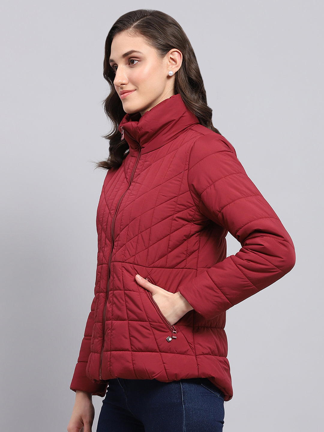 Women Maroon Solid High Neck Full Sleeve Jacket