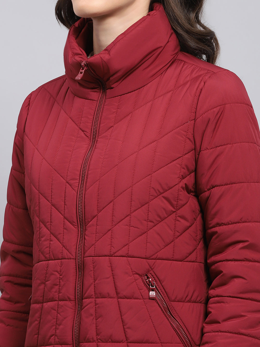 Women Maroon Solid High Neck Full Sleeve Jacket