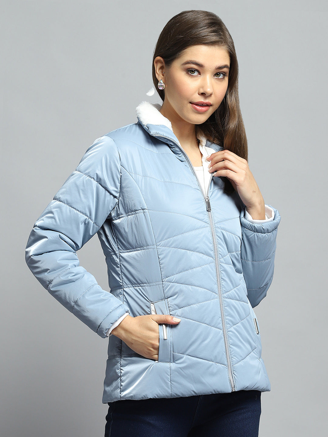 Women Blue Solid Collar Full Sleeve Jacket