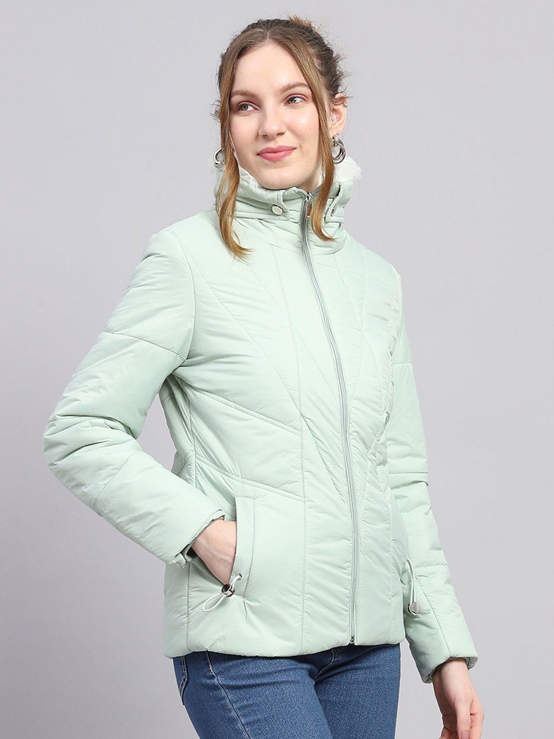 Women Green Solid Collar Full Sleeve Jacket