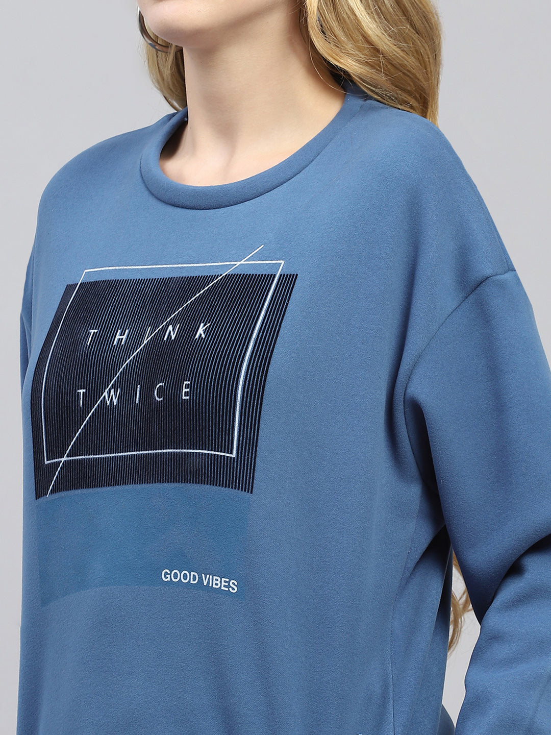 Women Blue Printed Round Neck Full Sleeve Sweatshirt