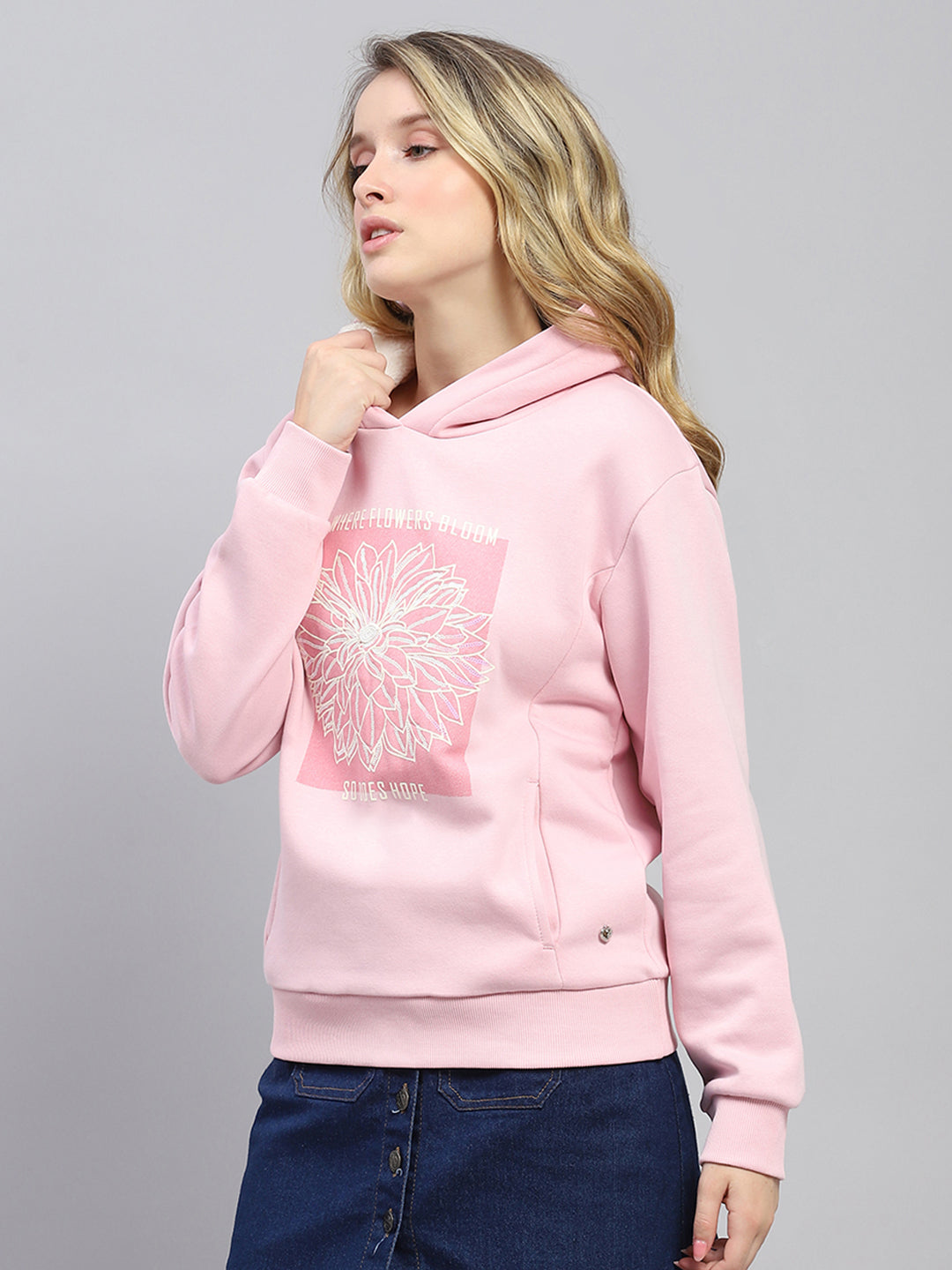 Women Pink Printed Hooded Full Sleeve Sweatshirt