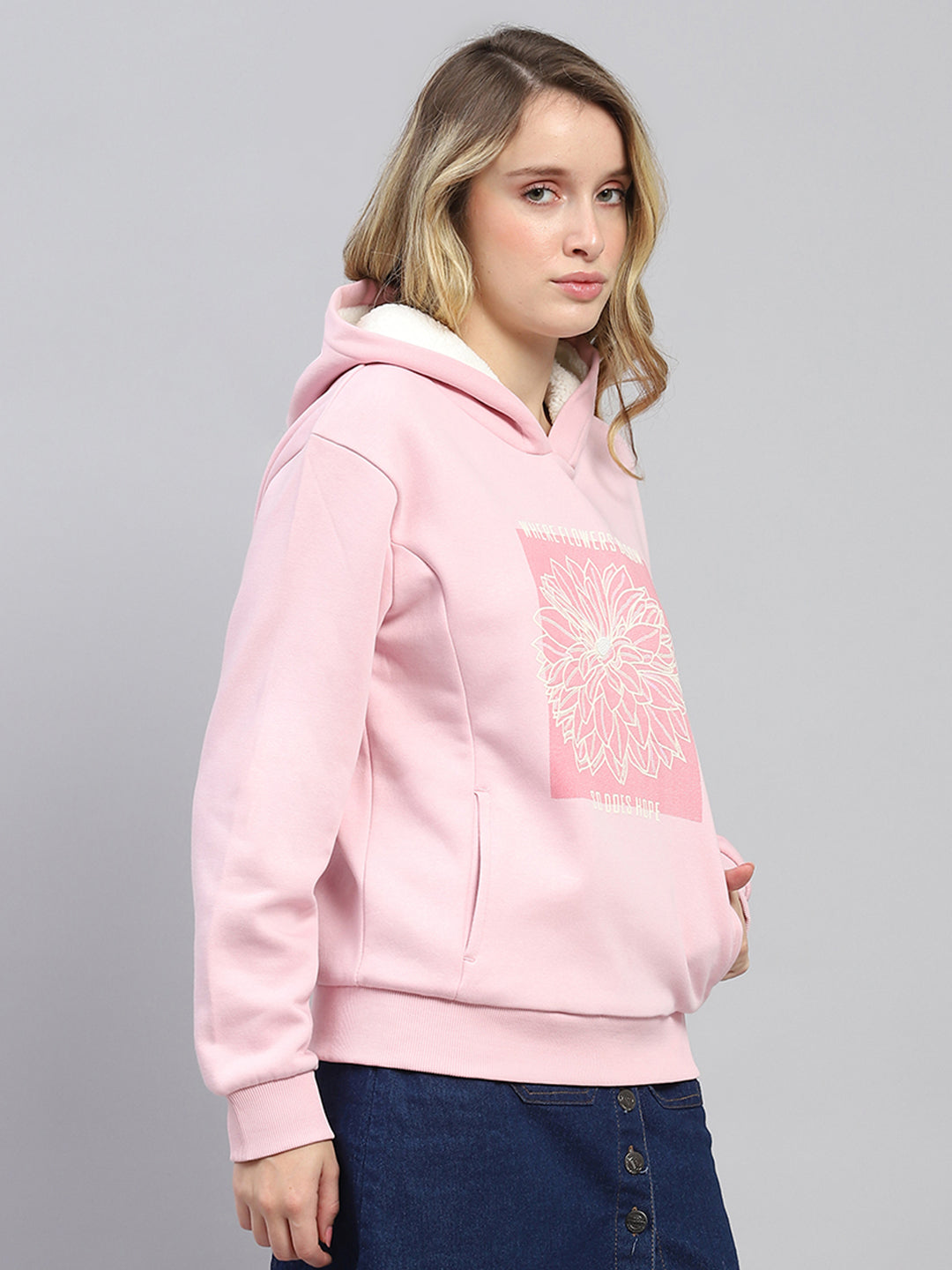 Women Pink Printed Hooded Full Sleeve Sweatshirt