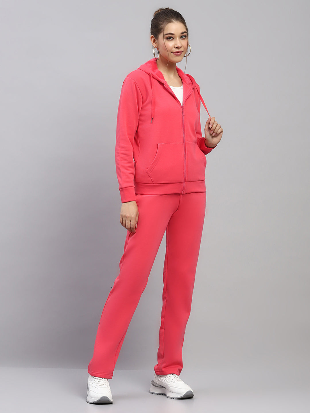 Women Red Solid Hooded Full Sleeve Tracksuit