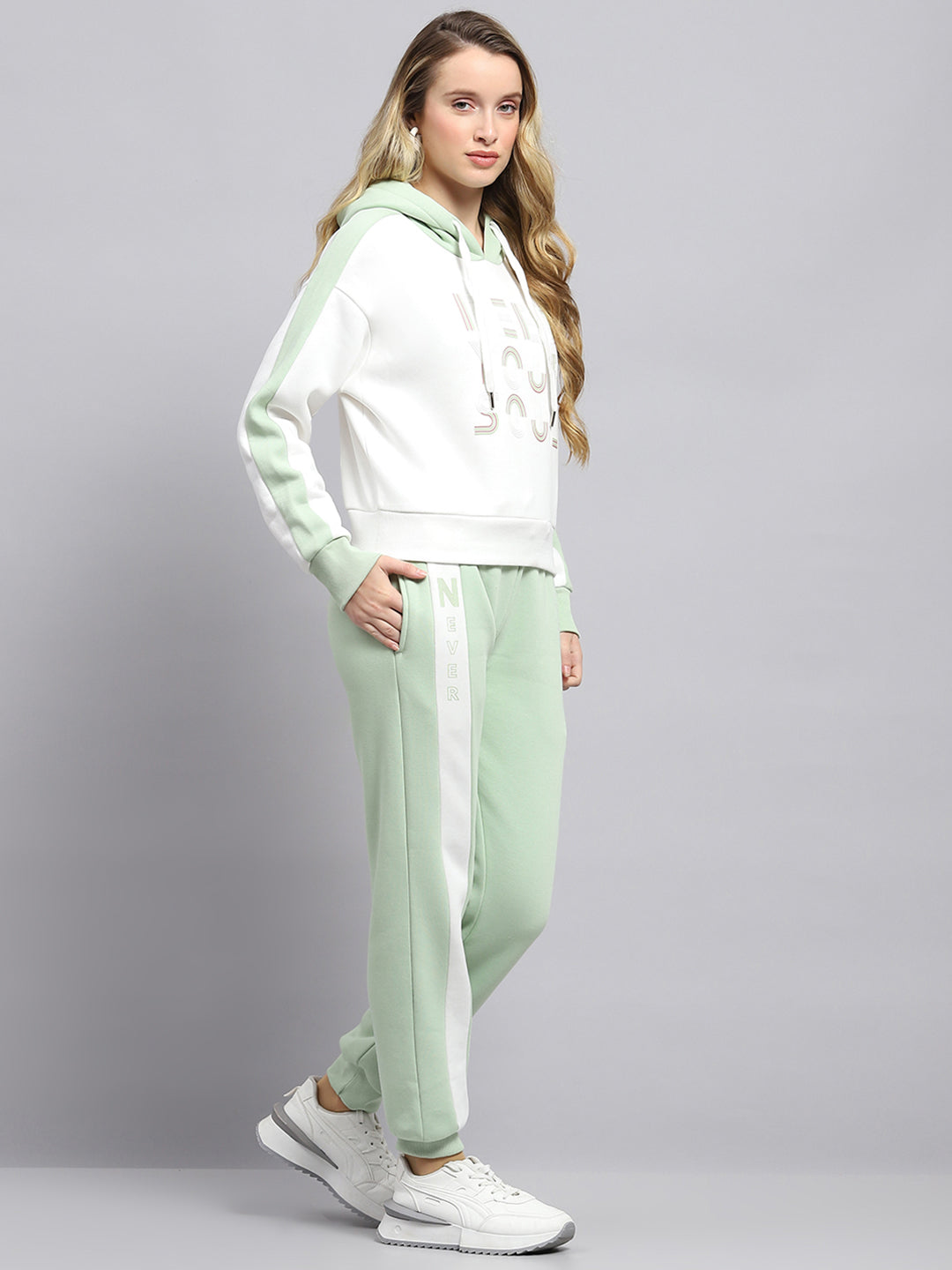 Women Green Printed Hooded Full Sleeve Tracksuit