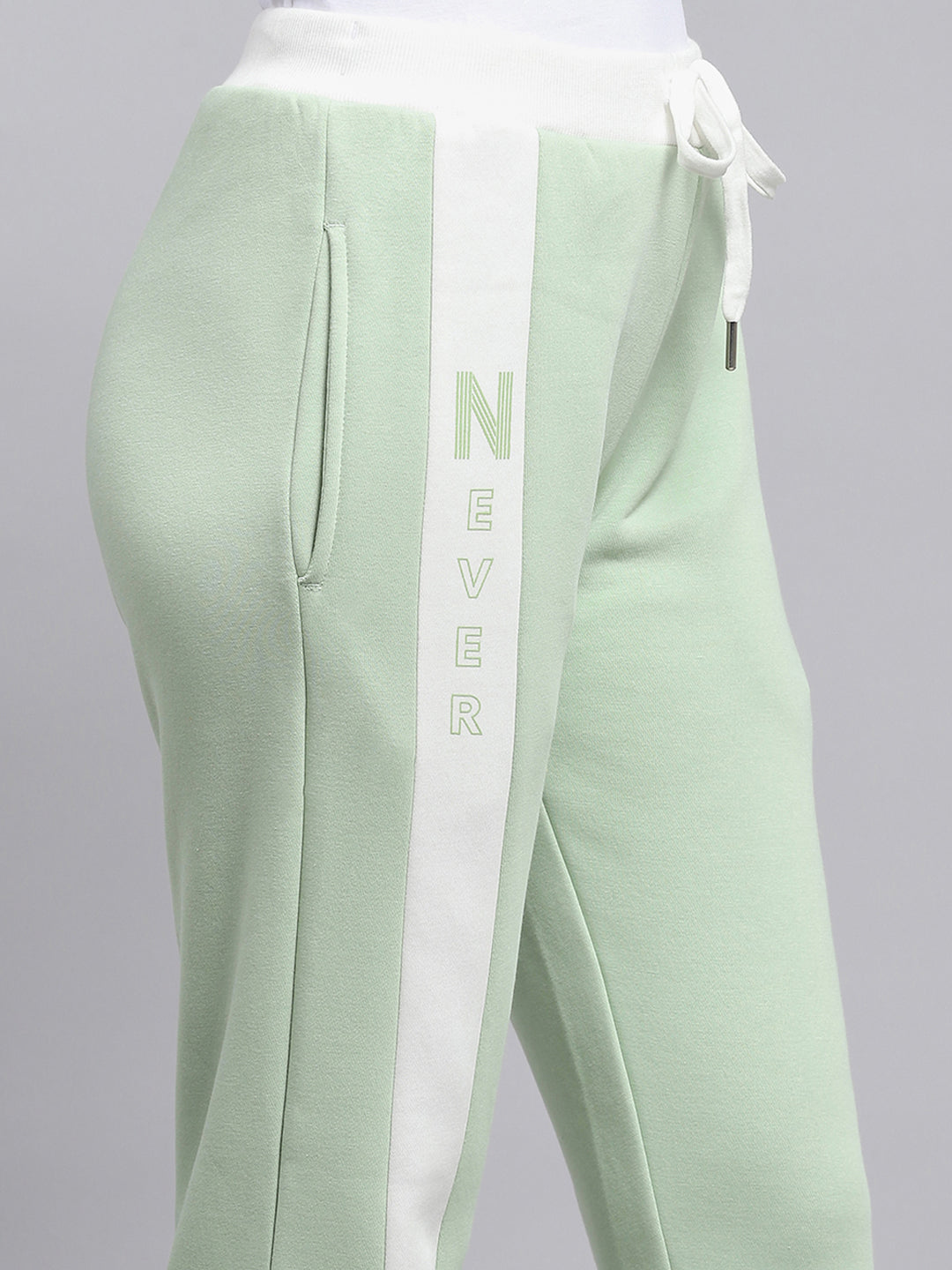 Women Green Printed Hooded Full Sleeve Tracksuit