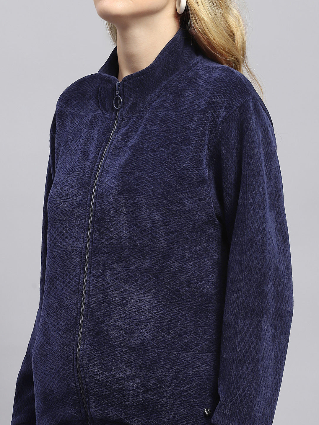 Women Navy Blue Self Design Mock Neck Full Sleeve Tracksuit