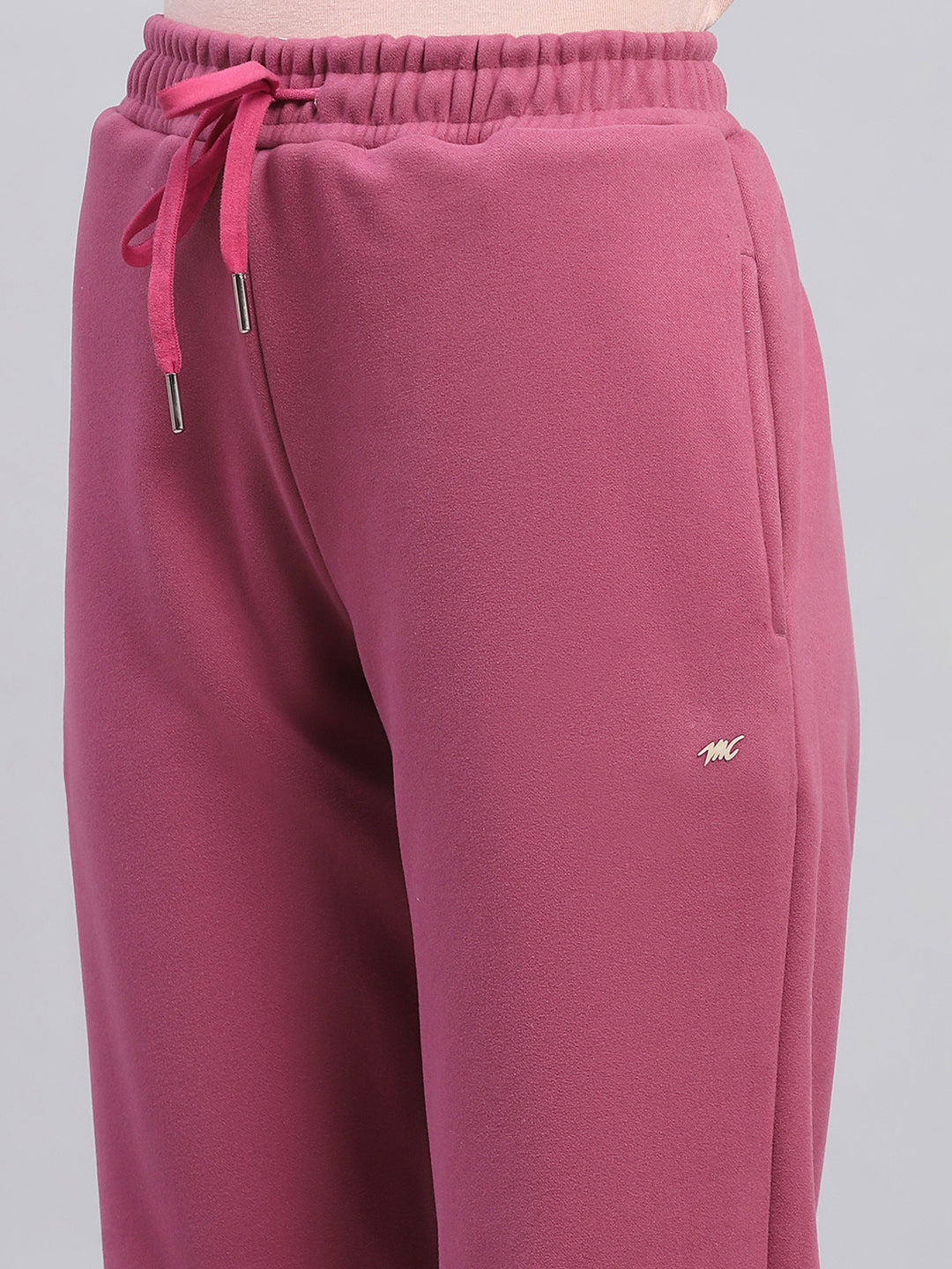 Women Pink Solid Round Neck Full Sleeve Tracksuit