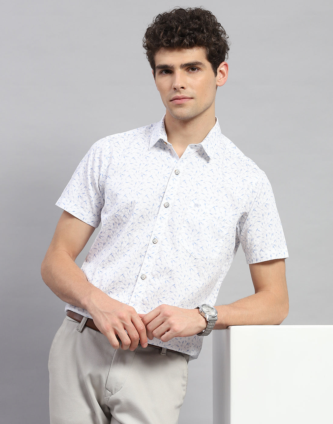 Men Off White Printed Collar Neck Half Sleeve Shirt