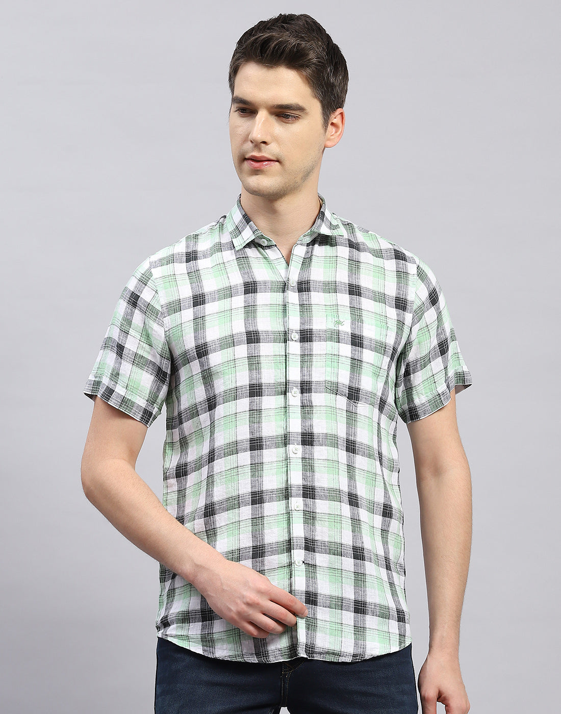 Men Green Check Collar Half Sleeve Shirt