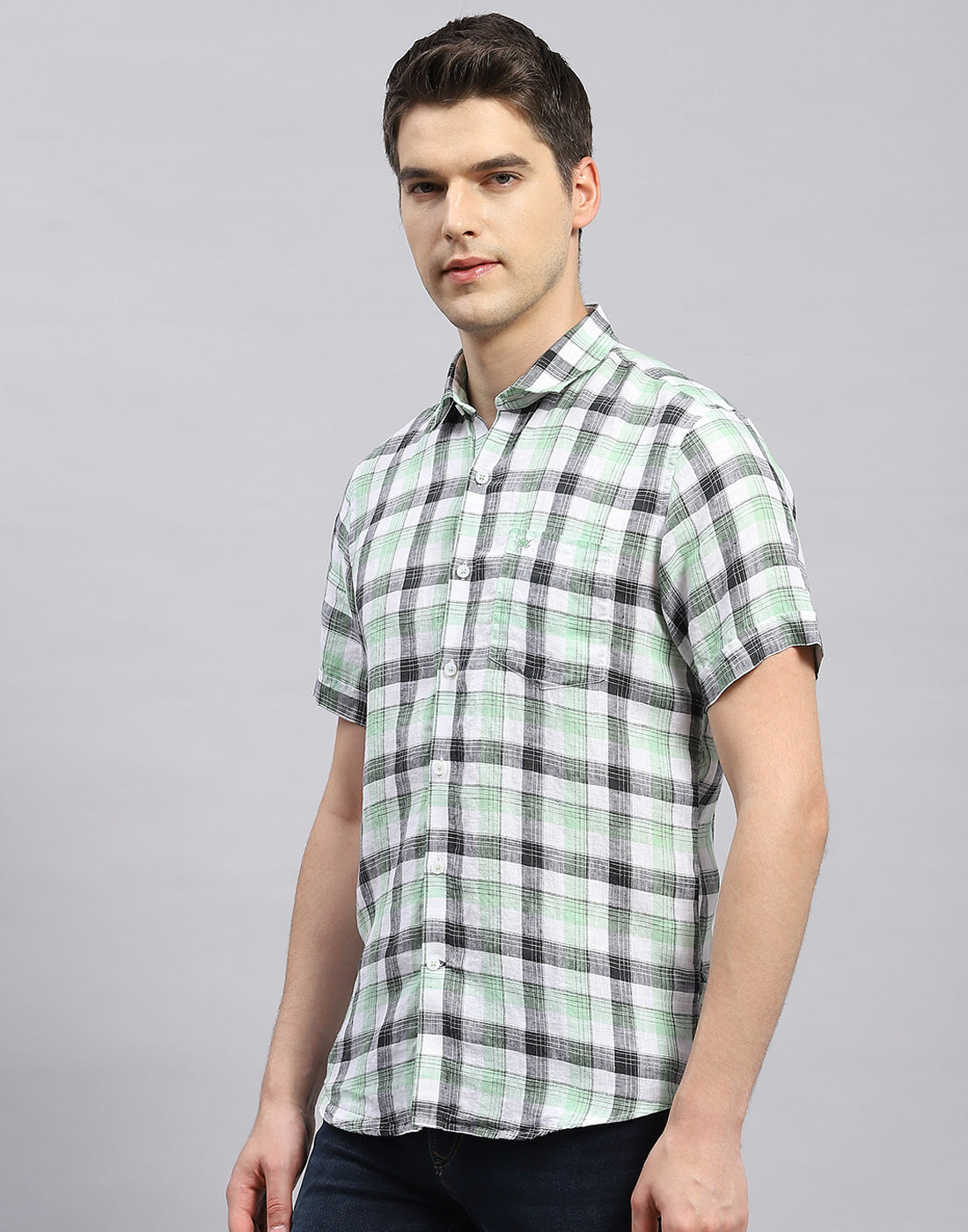 Men Green Check Collar Half Sleeve Shirt