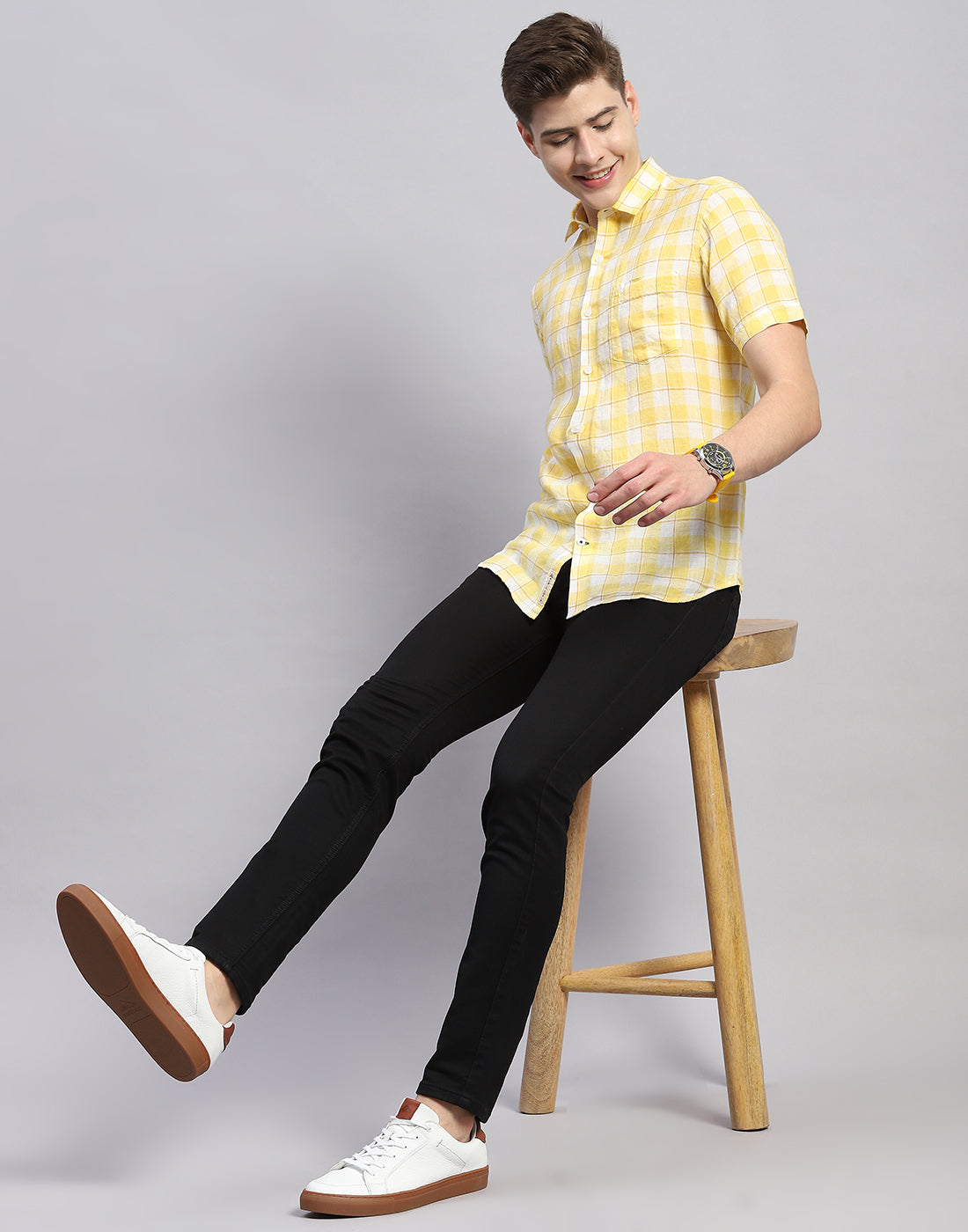 Men Yellow Check Collar Half Sleeve Shirt