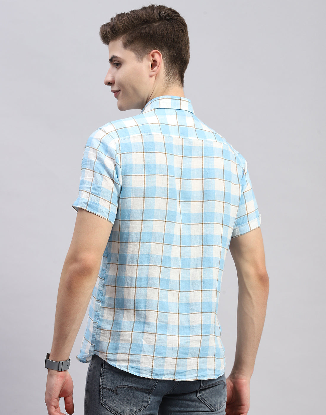 Men Blue Check Collar Half Sleeve Shirt