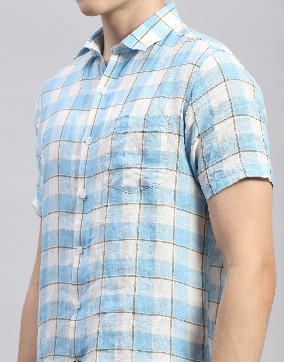 Men Blue Check Collar Half Sleeve Shirt