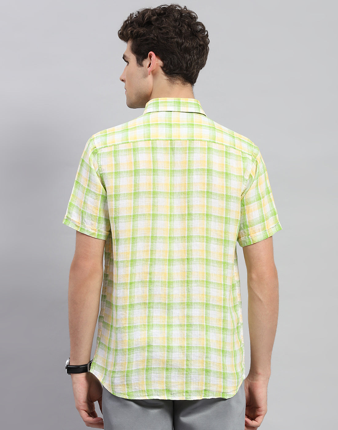 Men Green Check Collar Neck Half Sleeve Shirt