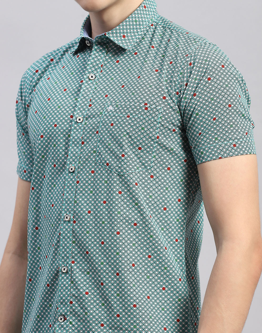 Men Green Check Collar Half Sleeve Shirt