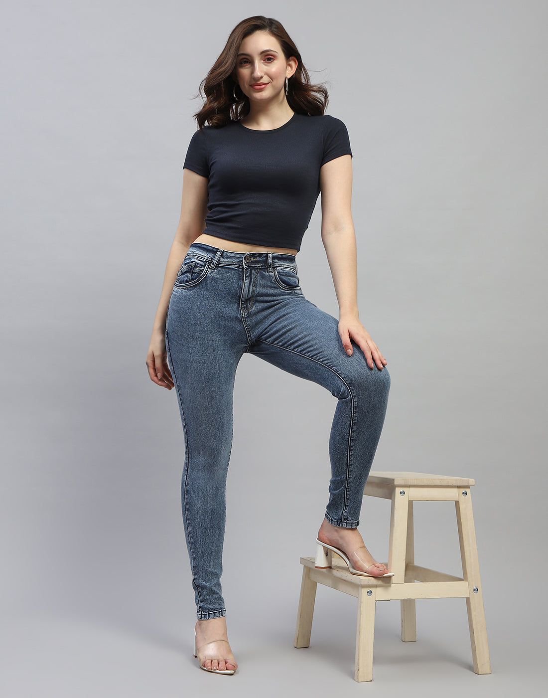 Women Blue Solid Slim Fit Denim