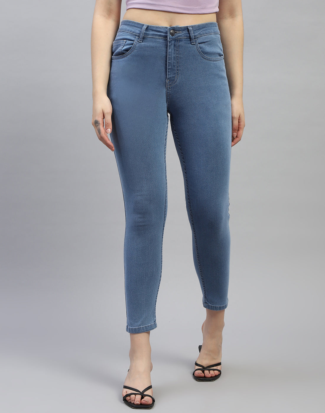 Women Blue Solid Slim Fit Denim