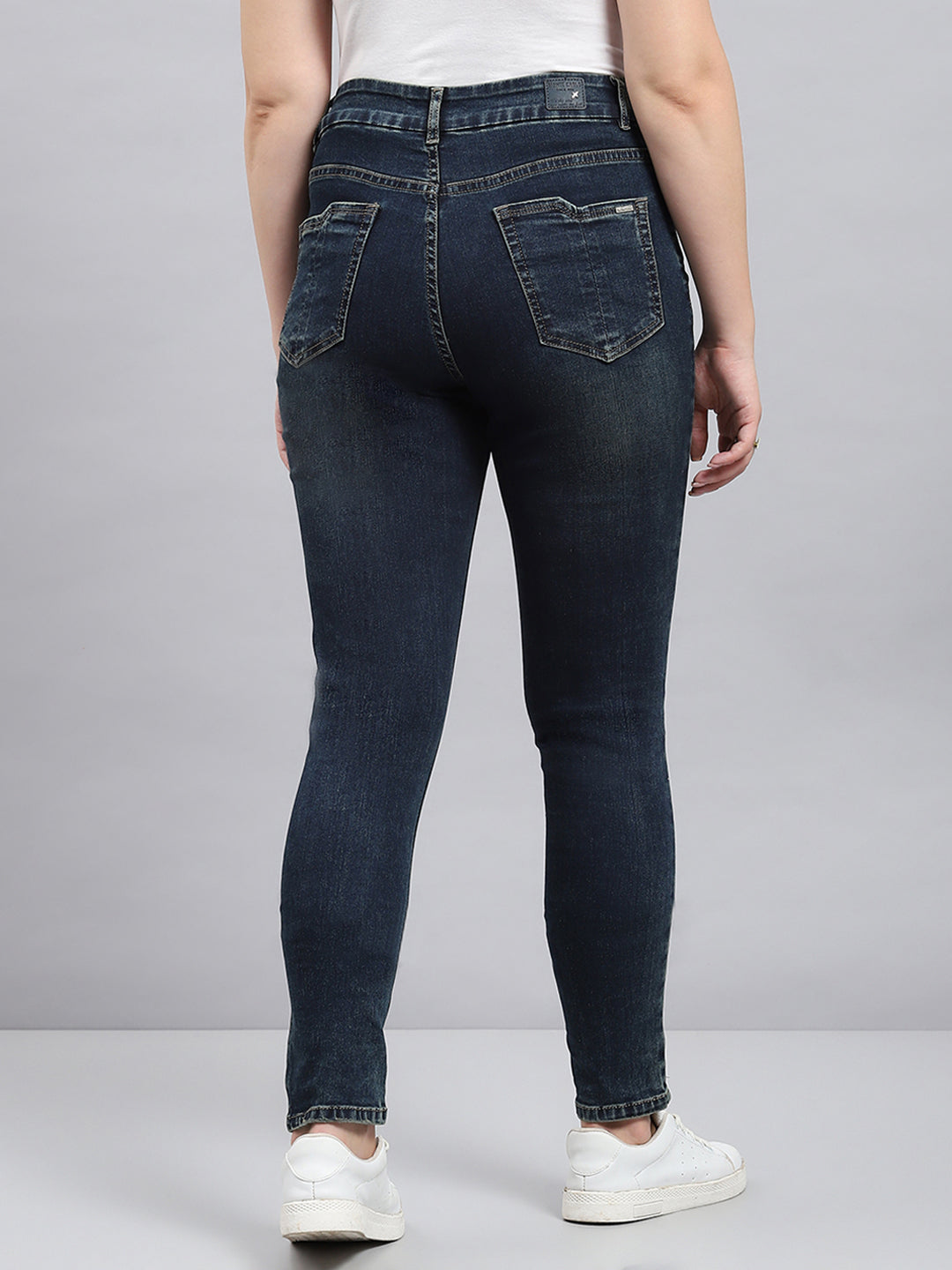 Women Green Solid Slim Fit Denims