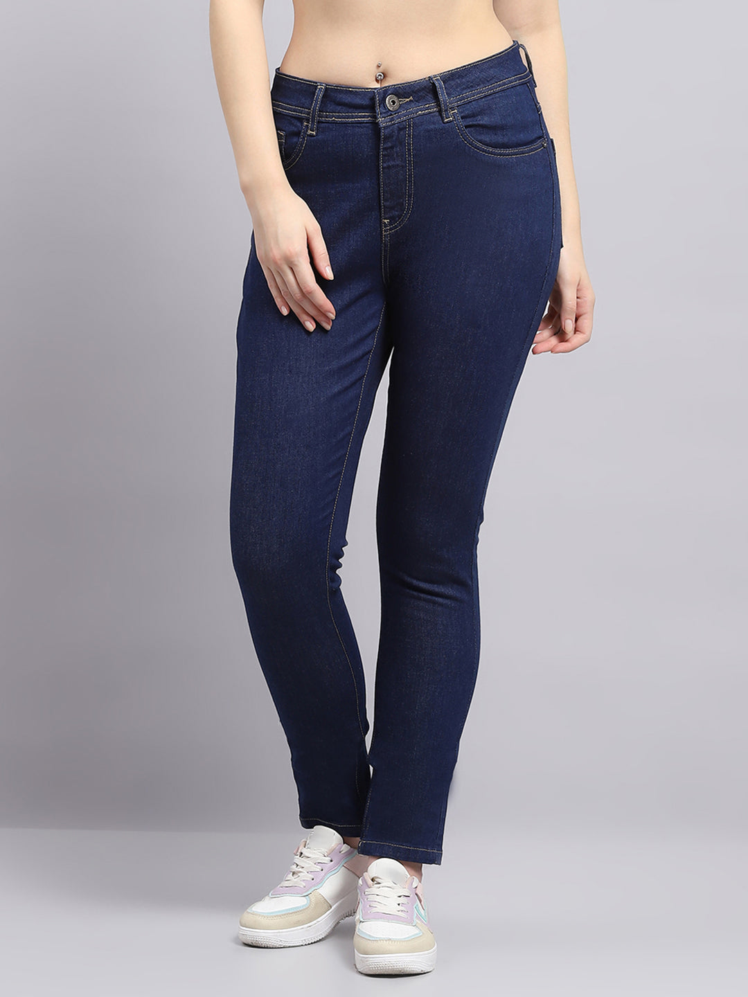 Women Blue Solid Slim Fit Denim