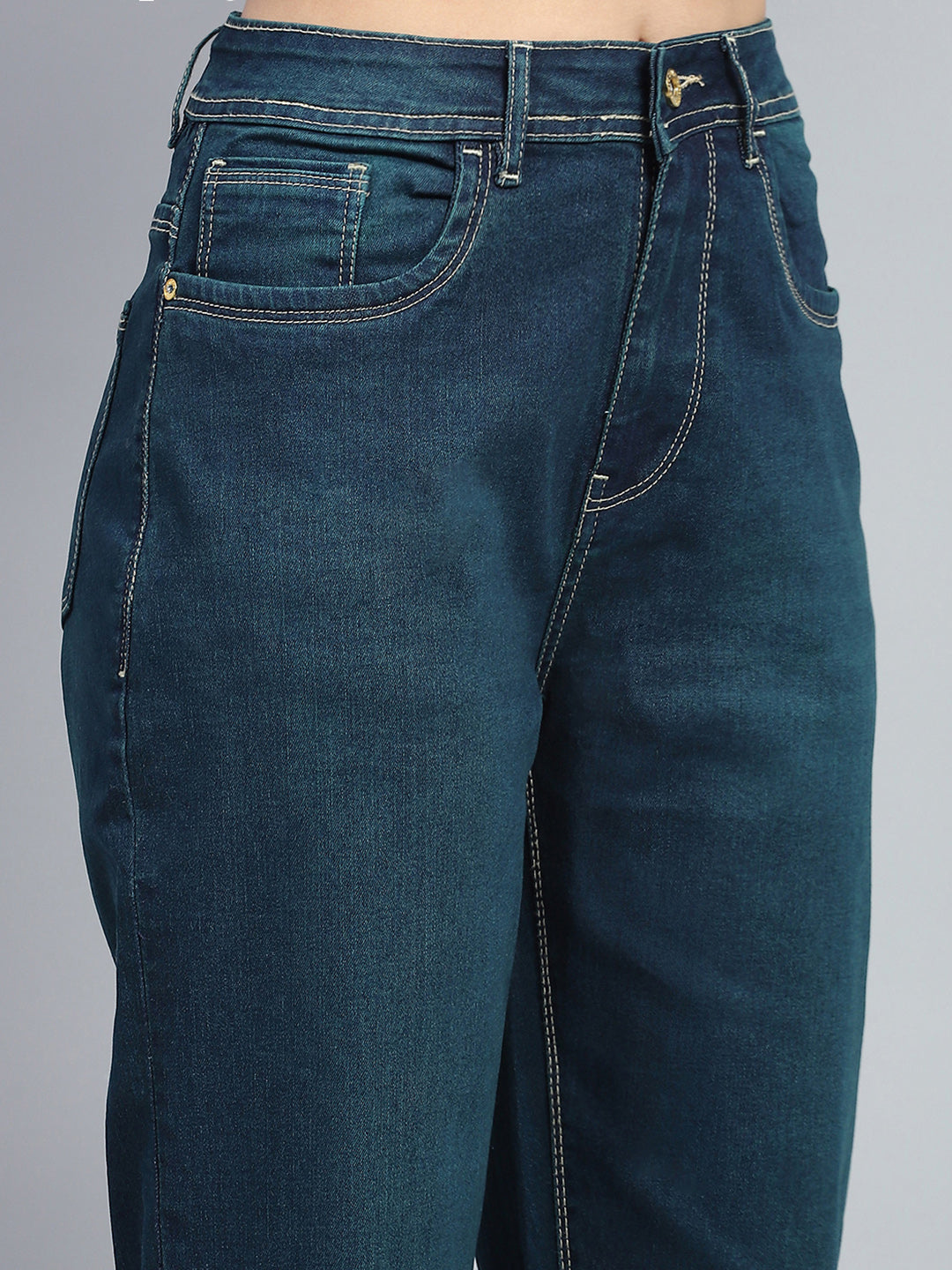 Women Blue Solid Straight Fit Denim