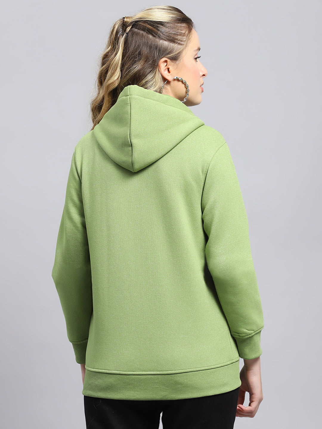 Women Green Solid Hooded Full Sleeve Sweatshirt