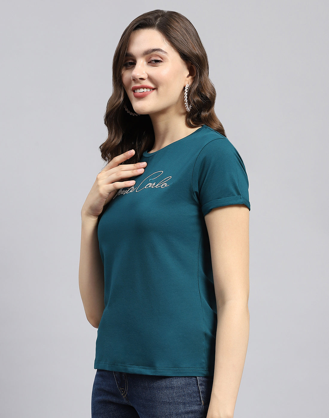 Women Green Solid Round Neck Half Sleeve Top