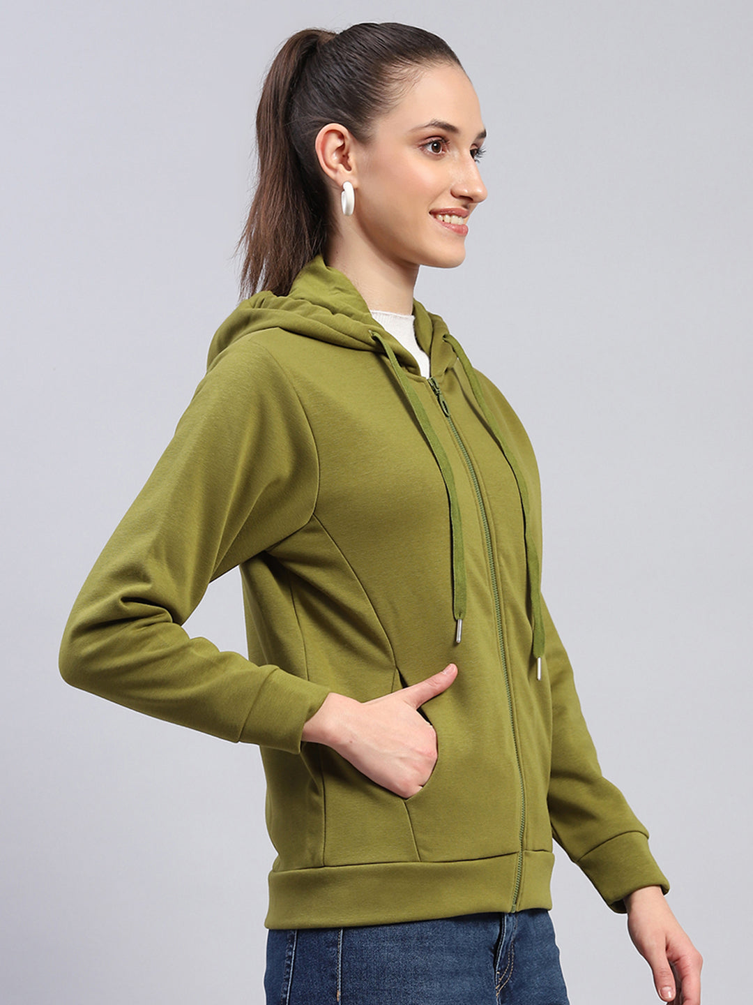 Women Green Solid Hooded Full Sleeve Sweatshirt